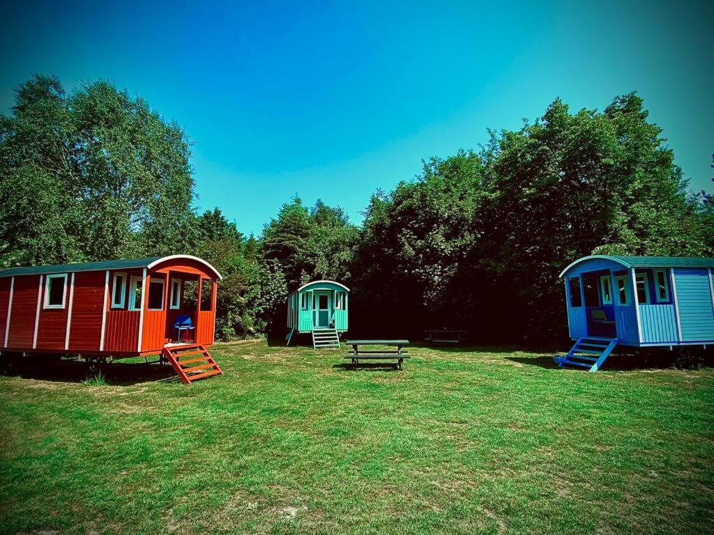 Pipowagens Bij Pannenkoekenrestaurant & Camping De Koppenjan 'Een Uniek Verblijf Met Kinderspeelboerderij' Jubbega-Schurega Exterior foto